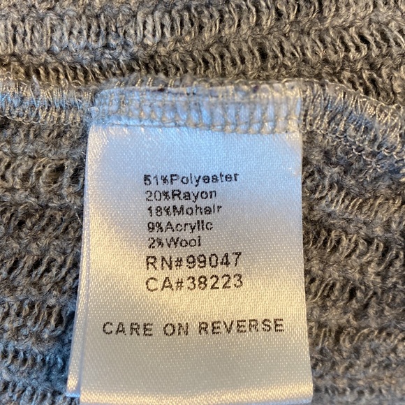 Multi pattern, gray on gray cardigan - Picture 5 of 5